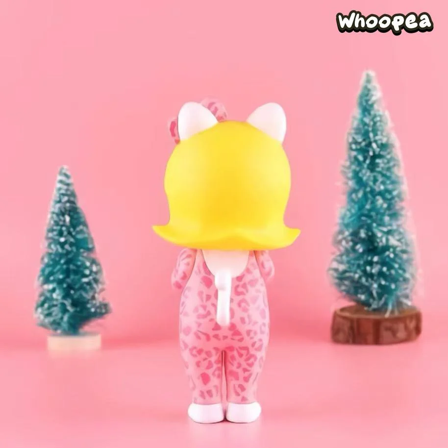 MOLLY x HELL0 KITTY (Exclusive Collector's Edition) - Image 8