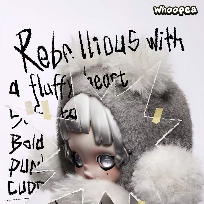POP MART θ SKULLPANDA Punk Panda Plush Doll - Image 4